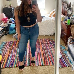 Unknown brand skinny jeans